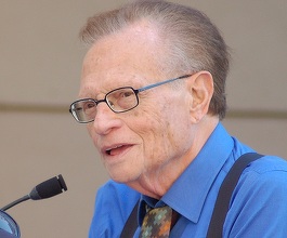 Reputatul jurnalist american Larry King a murit