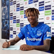 Everton, de acord să înceapă negocierile cu PSG pentru transferul defintiv al atacantului Moise Kean