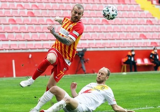 Kayserispor a obţinut prima victorie de la venirea pe bancă a antrenorului Dan Petrescu prin dubla lui Alibec