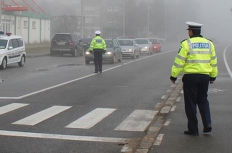 Centrul Infotrafic: Ceaţă pe mai multe drumuri din judeţele Bacău, Galaţi şi Iaşi; în unele zone, vizibilitatea este redusă sub 50 de metri