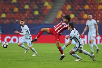 Atletico Madrid – Chelsea, scor 0-1, într-un meci jucat pe Arena Naţională, în optimile de finală ale Ligii Campionilor; Lazio – Bayern, scor 1-4 – FOTO