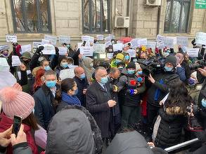 Cîmpeanu, despre Colegiul „Gheorghe Şincai”: Îmi exprim convingerea că în foarte scurt timp şcoala va avea o altă conducere care să manifeste mai multă competenţă în a apăra drepturile elevilor şi profesorilor decât se întâmplă în acest moment