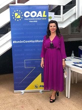 PNL Piteşti acuză un consilier local al partidului de „indisciplină, încălcarea statutului şi a codului de etică” şi a votat excluderea sa din filială/ Consilierul, o femeie, s-a plâns pe Facebook de „lipsa de caracter a liderilor”