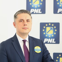 Orban, întrebat dacă PNL îl suspendă pe Mugur Cozmanciuc sau se autosuspendă: Va lua o decizie sau vom lua noi o decizie legată de acest subiect