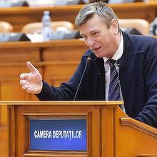 Deputatul PNL care a votat pentru moţiunea simplă împotriva lui Vlad Voiculescu: A fost o greşeală. Sunt într-o zonă fără semnal şi mă conectez foarte greu la Camera Deputaţilor