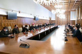Guvernul a numit mai mulţi prefecţi şi subprefecţi, printre care şi doi suprefecţi ai municipiului Bucureşti