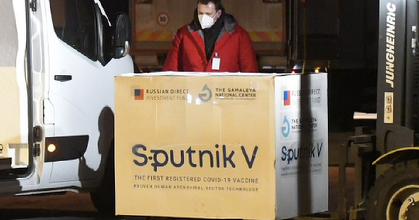 Slovacia, ţara cu cu cea mai mare rată a mortalităţii din cauza covid-19 în lume, primeşte primul lot de vaccin rusesc Sputnik V