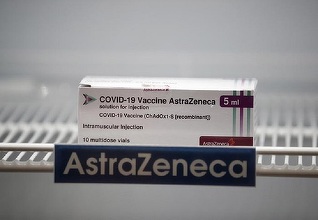 Italia: Administrarea vaccinului AstraZeneca, suspendată în regiunea Piemont după moartea unui profesor