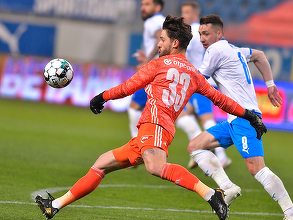 Universitatea Craiova – Sepsi Sfântu Gheorghe, scor 0-0, în Liga I. Baiaram, accidentat, a fost scos cu ambulanţa de pe teren