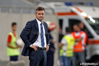 Dusan Uhrin, după un nou eşec pentru Dinamo: Am făcut greşeli catastrofale