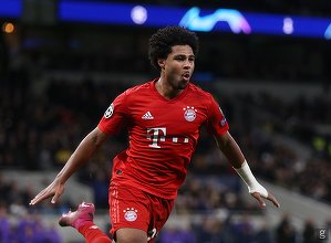 Serge Gnabry (Bayern) a fost testat pozitiv cu noul coronavirus şi va rata meciul cu PSG din Liga Campionilor