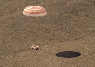 Trei astronauţi au revenit de pe Staţia Spaţială Internaţională