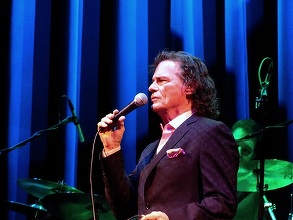 Cântăreţul B.J. Thomas, cunoscut pentru „Raindrops Keep Fallin’ on My Head” şi premiat cu Grammy, a murit