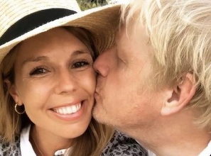 Prim-ministrul britanic Boris Johnson şi Carrie Symonds se vor căsători în iulie 2022