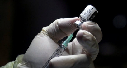 Casa Albă: Peste jumătatea dintre adulţii americani au fost vaccinaţi împotriva Covid-19