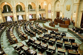 Planul Naţional de Redresare şi Rezilienţă, prezentat în Parlament de premierul Florin Cîţu / Parlamentarii urmează să voteze ratificarea Deciziei EURATOM