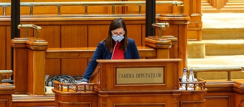 Monica Berescu, lider USR PLUS Iaşi: Mihai Chirica are doi viceprimari de faţadă. Ei vor fi folosiţi pentru ca primarul să îşi plătească poliţele şi pentru a face pe plac afaceriştilor din domeniul imobiliar