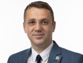 Deputatul USR PLUS Alin Apostol a depus în Parlament proiectul de lege pentru instituirea profesiei de asistent în educaţie timpurie