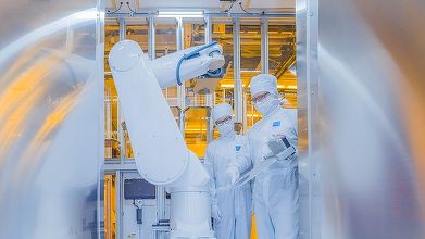 Bosch a inaugurat la Dresda, Germania, o fabrică de plăcuţe semiconductoare, investiţie de 1 miliard de euro, cea mai mare investiţie din istoria companiei