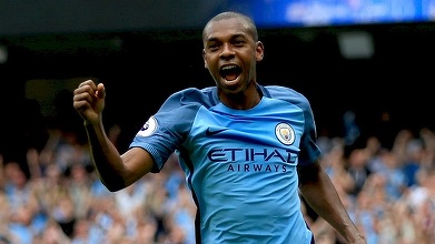 La 36 de ani, Fernandinho şi-a prelungit contractul cu Manchester City