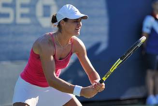 Monica Niculescu şi Jelena Ostapenko, în turul al doilea al probei de dublu de la French Open