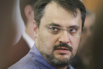 Cristian Ghinea ameninţă că USR PLUS pleacă de la guvernare, dacă se schimbă portofoliile în Executiv, după Congresul PNL