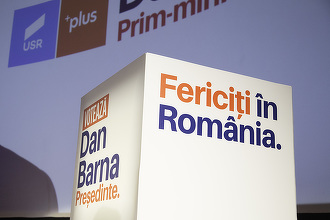 Dan Barna, în public la lansarea albumului Lunatic care cuprinde piesa ”Fericiţi în România”, cu versuri ca ”Dacă era Dan Barna preşedinte nu mai venea nici pandemia” / Solist: Am zis ca am vededii / Barna: Unul dintre cele mai frumoase cadouri – VIDEO