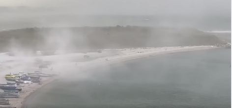Furtună pe litoral – Rafale de vânt care au ajuns la 80 de kilometri la oră şi ploaie torenţială – VIDEO