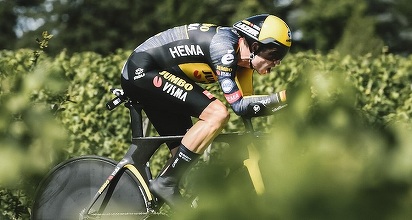 Wout van Aert a câştigat penultima etapă a Turului Franţei. Pogacar, foarte aproape de al doilea triumf consecutiv