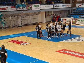 Handbal feminin: CSM Bucureşti, înfrângere cu FTC Budapesta, la Trofeul Centenar de la Oradea, câştigat de campioana Ungariei