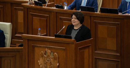 Parlamentul moldovan susţine noul ”Guvern al integrităţii” al Nataliei Gavriliţa