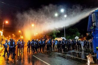 Protest prin care se solicită pedepsirea celor responsabili pentru evenimentele din 10 august 2018, marţi seară, în Piaţa Victoriei din Capitală