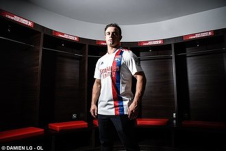 Shaqiri poate evolua pentru Lyon în meciul cu Glasgow Rangers