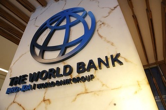 Un grup de consilieri externi a identificat probleme majore în rapoartele ”Doing Business” ale Băncii Mondiale