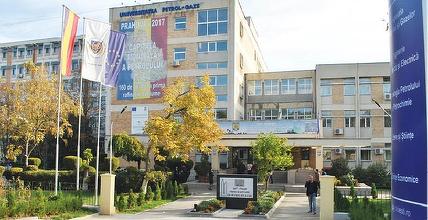 Universitatea din Ploieşti cazează în campus studenţi vaccinaţi sau nevaccinaţi. Ei pot face o cerere dacă vor să stea singuri, cu unu sau doi colegi în cameră