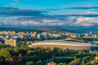 Cluj: Peste 1.000 de jandarmi, poliţişti, pompieri, medici, agenţi de pază vor asigura siguranţa participanţilor la Festivalul Untold. Zona va fi survolată cu un elicopter. În incinta festivalului, amenajate o mini secţie de poliţie şi 4 puncte medicale