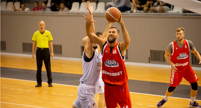 CSM Oradea, învinsă în amical de Steaua Roşie Belgrad, campioana Serbiei