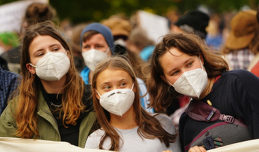 Greta Thunberg mobilizează în stradă apărătorii mediului, cu 48 de ore înaintea alegerilor legislative germane