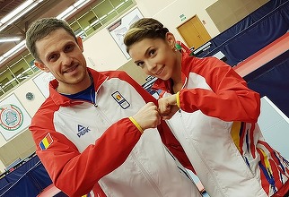 Bernadette Szocs şi Ovidiu Ionescu sunt semifinalişti la dublu mixt la CE de tenis de masă şi şi-au asigurat o medalie