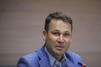 Primarul Sectorului 3, Robert Negoiţă, şi mai mulţi directori şi funcţionari din Primărie, trimişi în judecată de DNA, pentru prelungirea ilegală prin acte adiţionale a contractului de salubrizare cu Rosal Grup