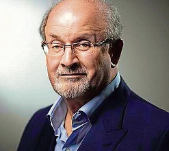 Scriitorul Salman Rushdie este conectat la un ventilator şi îşi va pierde, cel mai probabil, un ochi după ce a fost înjunghiat/ Agresorul, identificat de poliţişti